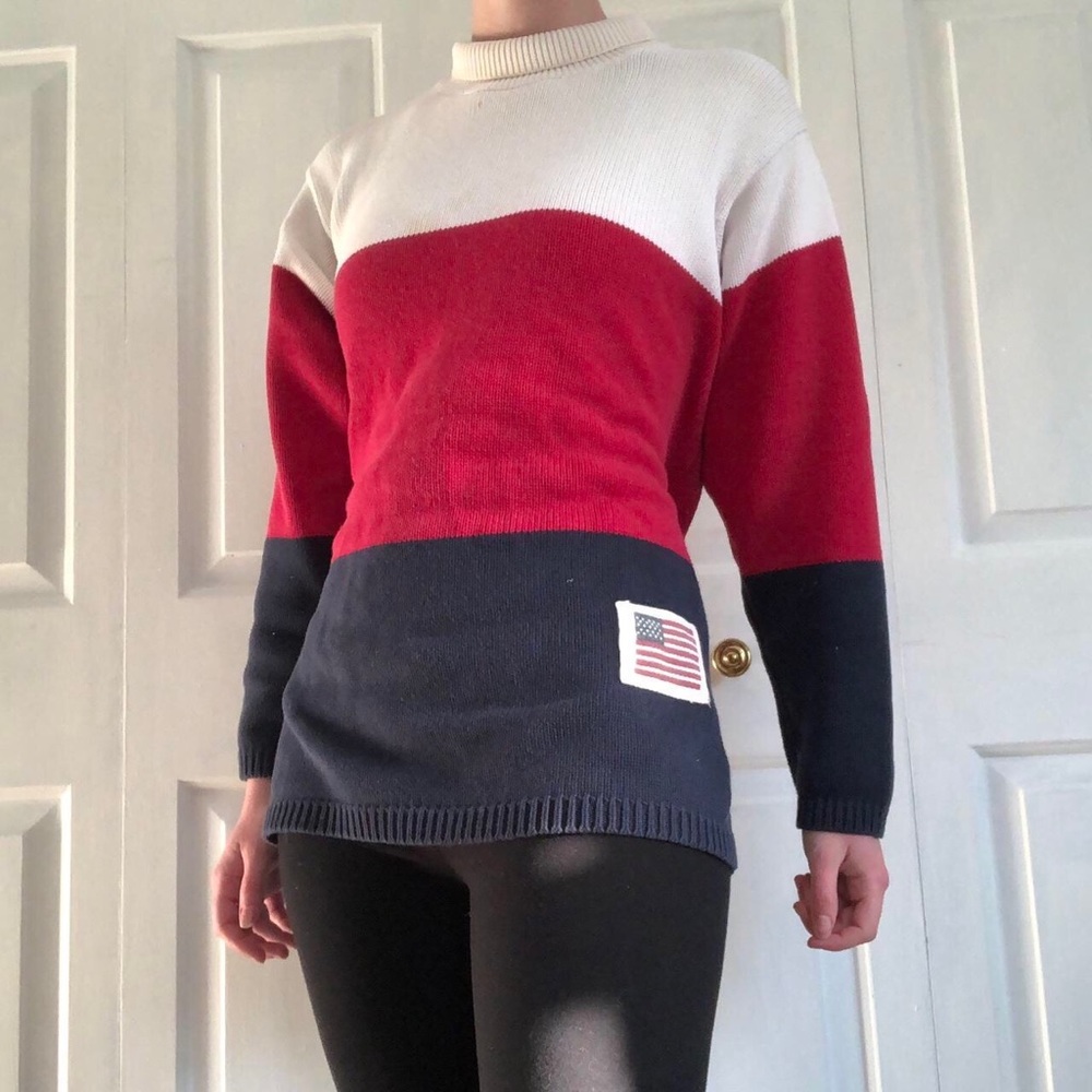 Crewneck sweater